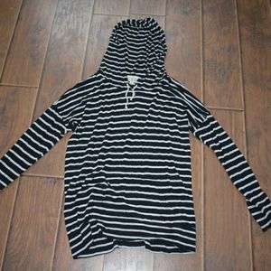 Long sleeve striped black and white thin hoodie M
